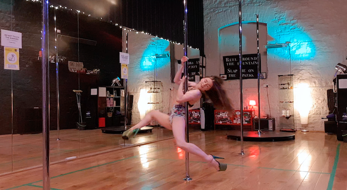 corkscrew pole dance spin tutorial