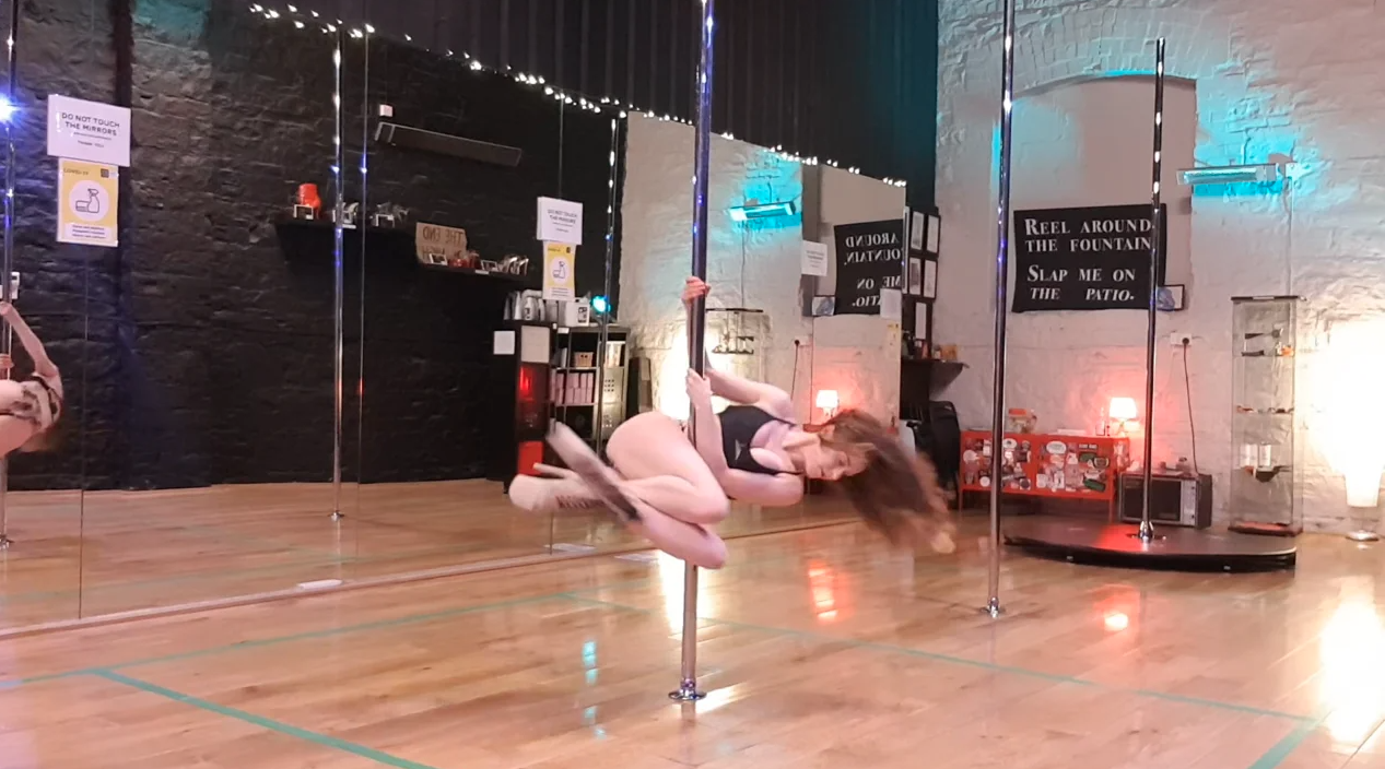 tuck spin pole dance tutorial